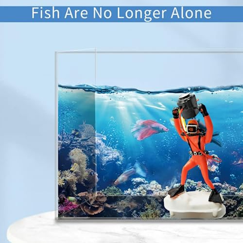 Petzlifeworld Aquarium Air Operated Decorative Action Toy with Air Bubble Arrangement (Camera Man)