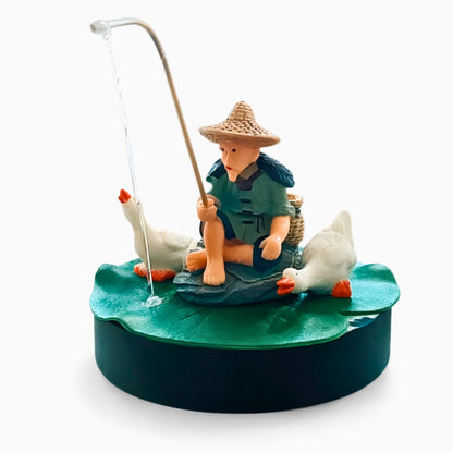 Petzlifeworld Resin Fisherman Aquarium Decoration Figurine – Hand Painted Fishing Statue Ornament for Fish Tank, Aquarium, Mini Garden, Terrarium & DIY Landscape Decor