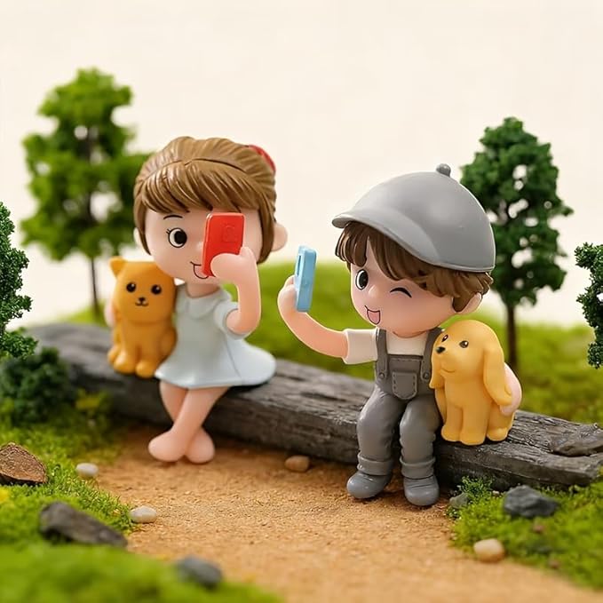 Petzlifeworld Romantic Couple Miniature Figurine with Pets – Cute Bench Resin Statue for Home Decor, Car Dashboard Ornament, Mini Garden Landscape Decoration, Anniversary Wedding Birthday Gift for Couples