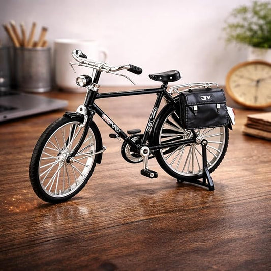 Petzlifeworld Mini Retro Alloy Bicycle Model – Classic Black DIY Bicycle Figurine, Vintage Style Desktop Ornament, Alloy Metal Bicycle Model Kit with Assembly Parts