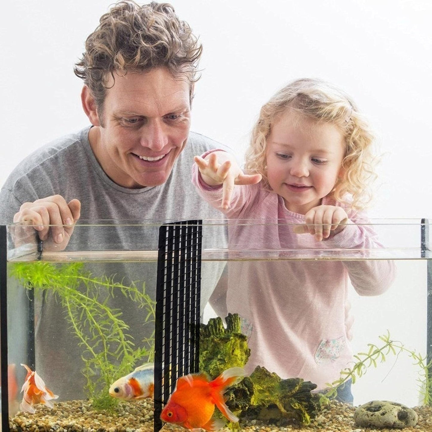 Petzlifeworld Black Fish Tank Divider Plastic Aquarium Divider Panel Separator Grid Isolation Board with Free Divider Clip