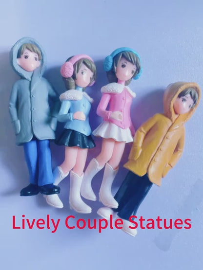 Petzlifeworld Miniature Snow Couple Figurines Romantic Hand-Holding Pair for DIY Fairy Garden, Terrarium, Aquarium & Christmas Village Decor – Cute Winter Mini Figurine Set for Tabletop Decoration & Gift